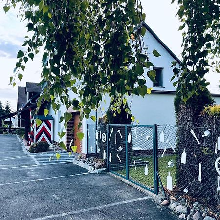 Karczma-Koszwice Panzió Kültér fotó