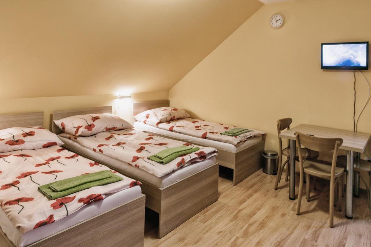 Karczma-Koszwice Panzió Kültér fotó